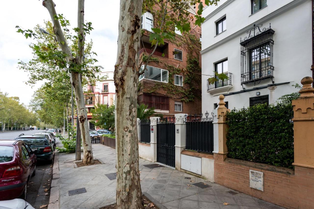 Apartamentos Rg Plaza De Espana Sevilla Kültér fotó