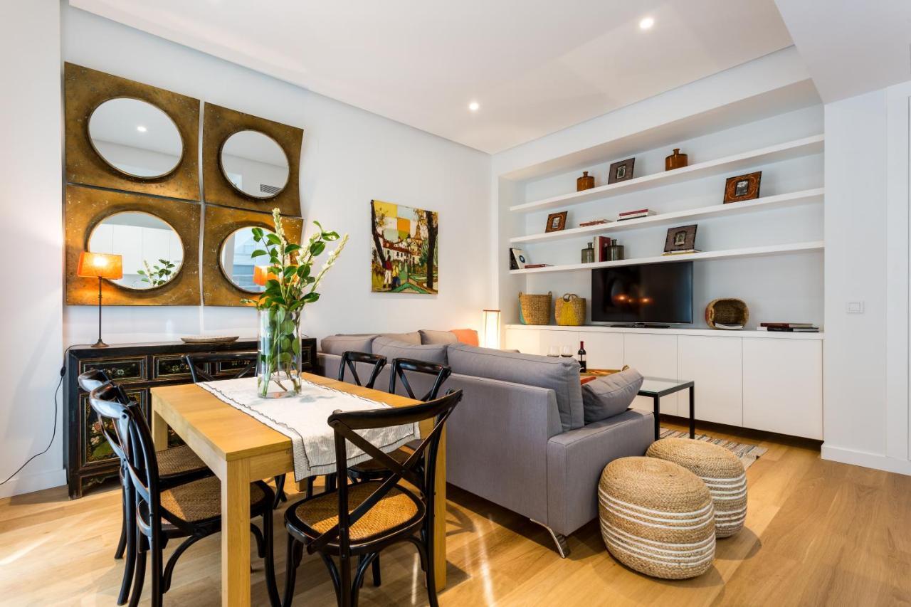 Apartamentos Rg Plaza De Espana Sevilla Kültér fotó