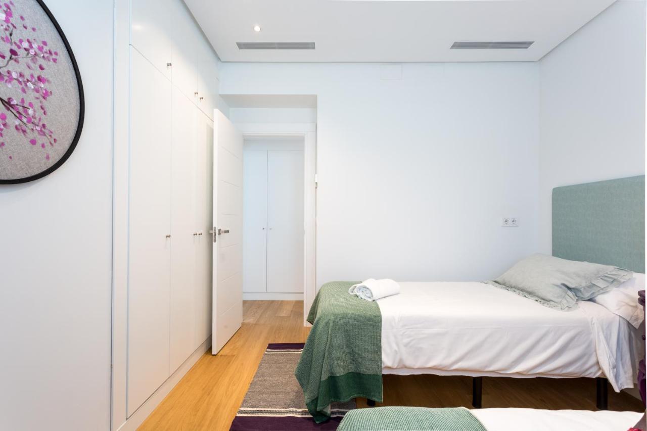 Apartamentos Rg Plaza De Espana Sevilla Kültér fotó