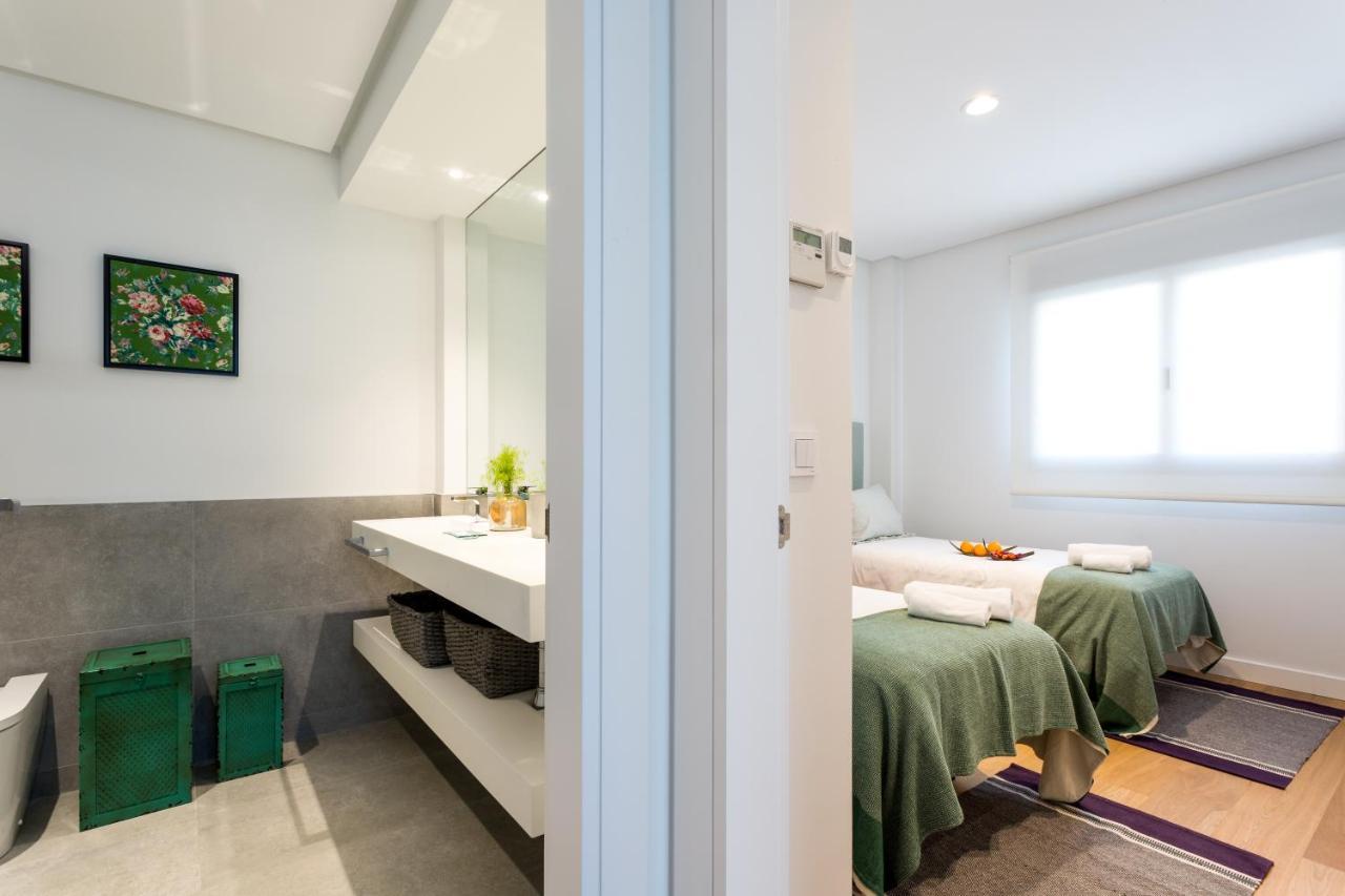 Apartamentos Rg Plaza De Espana Sevilla Kültér fotó