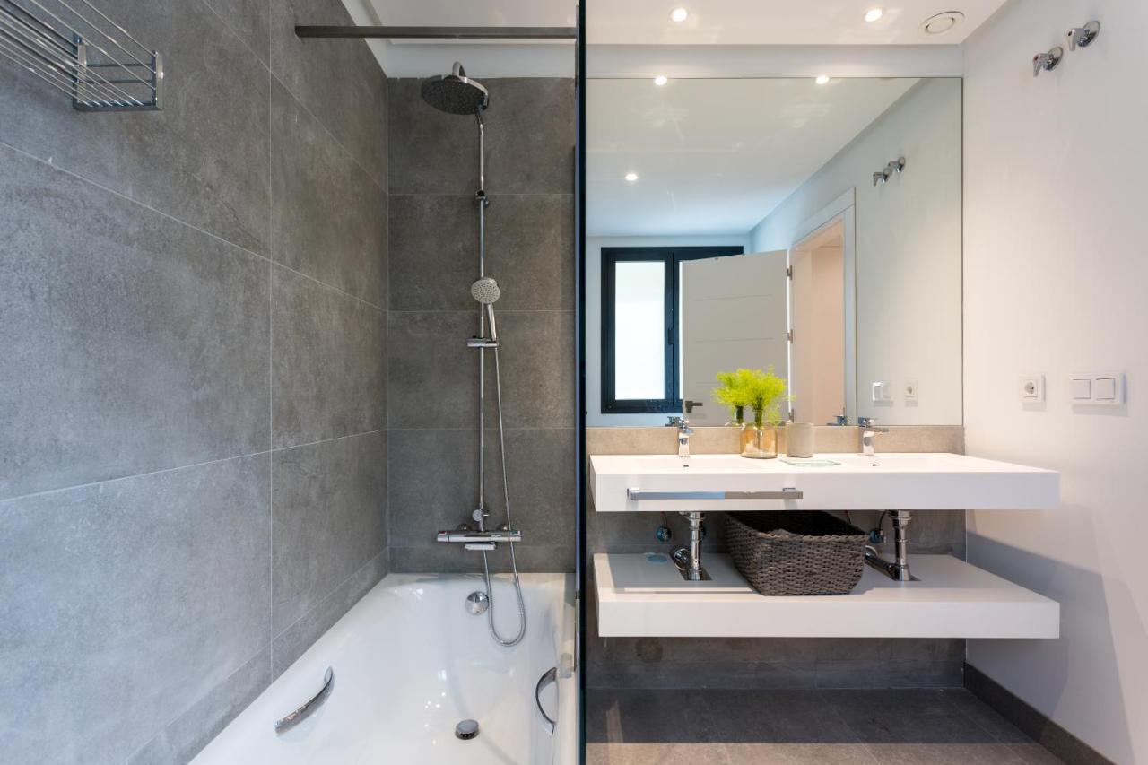 Apartamentos Rg Plaza De Espana Sevilla Kültér fotó