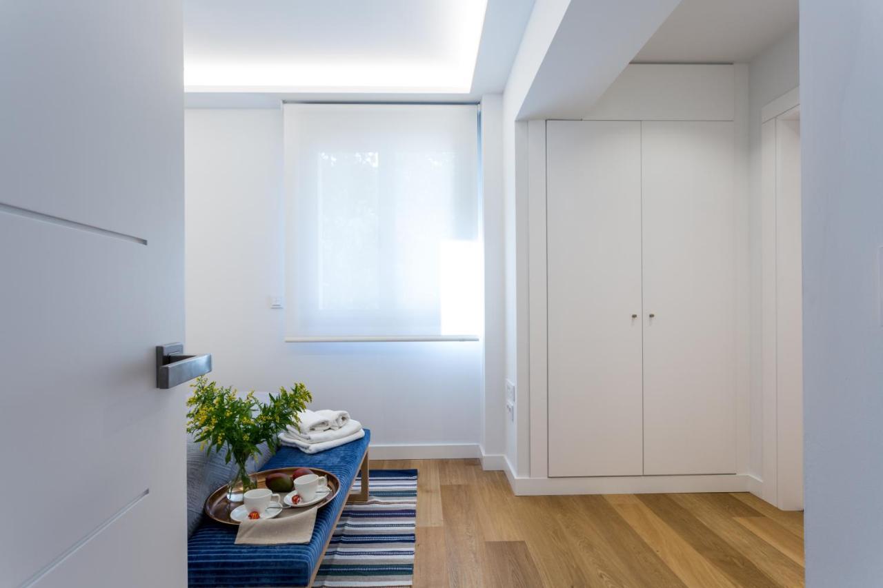 Apartamentos Rg Plaza De Espana Sevilla Kültér fotó