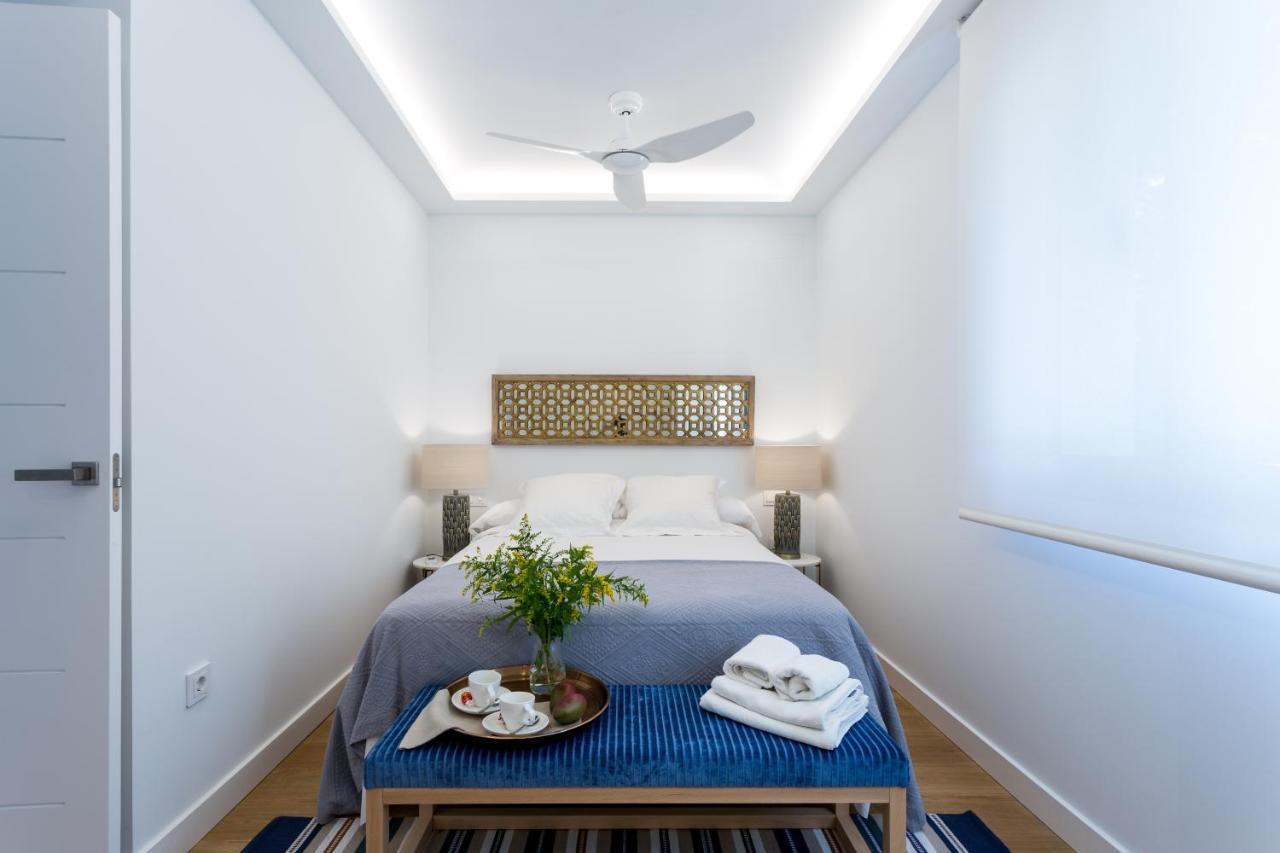 Apartamentos Rg Plaza De Espana Sevilla Kültér fotó