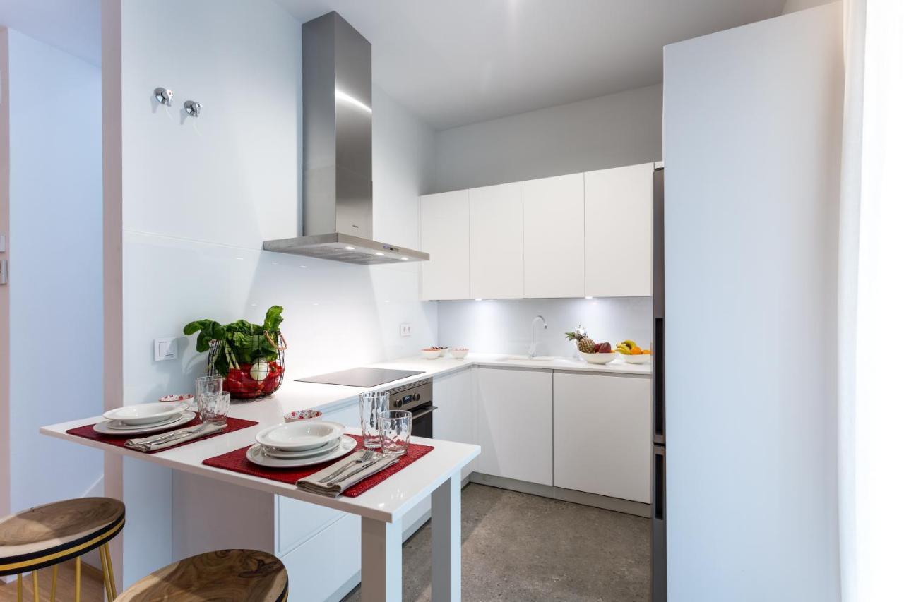 Apartamentos Rg Plaza De Espana Sevilla Kültér fotó